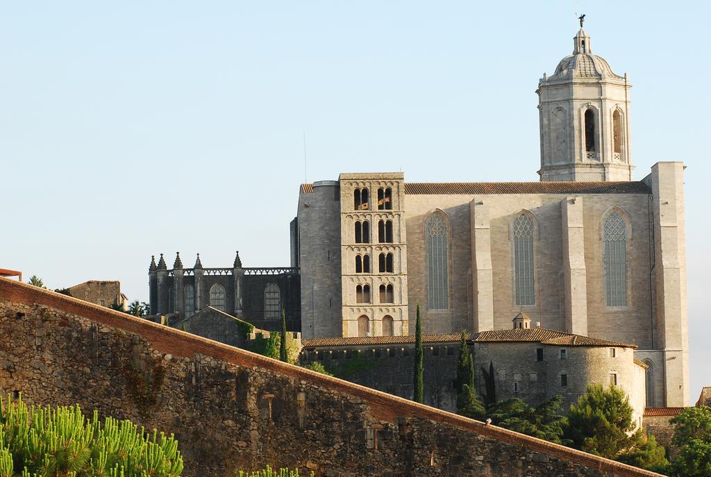 Villa Montjuic Girona Exterior foto