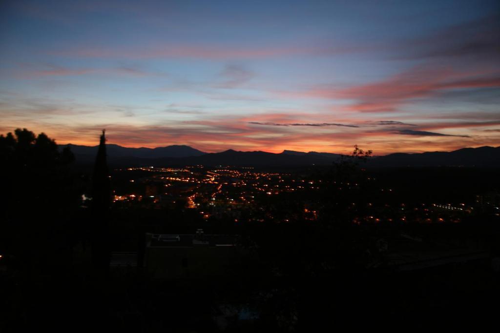 Villa Montjuic Girona Quarto foto